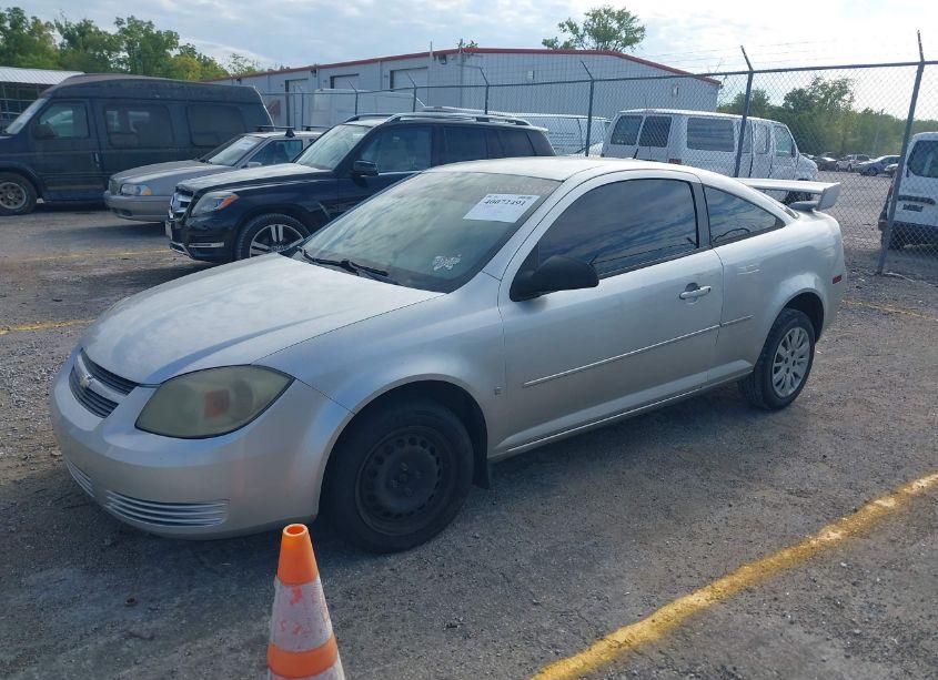 Photo 2 of 2009 Chevrolet Cobalt LS (VIN 1G1AS18H097126726)