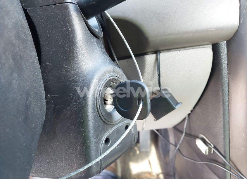 Photo 11 of 2009 Chevrolet Cobalt LS (VIN 1G1AS18HX97144778)