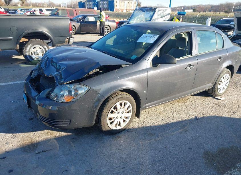 Photo 2 of 2009 Chevrolet Cobalt LS (VIN 1G1AS58H297238872)
