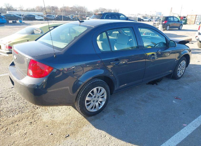 Photo 4 of 2009 Chevrolet Cobalt LS (VIN 1G1AS58H297238872)