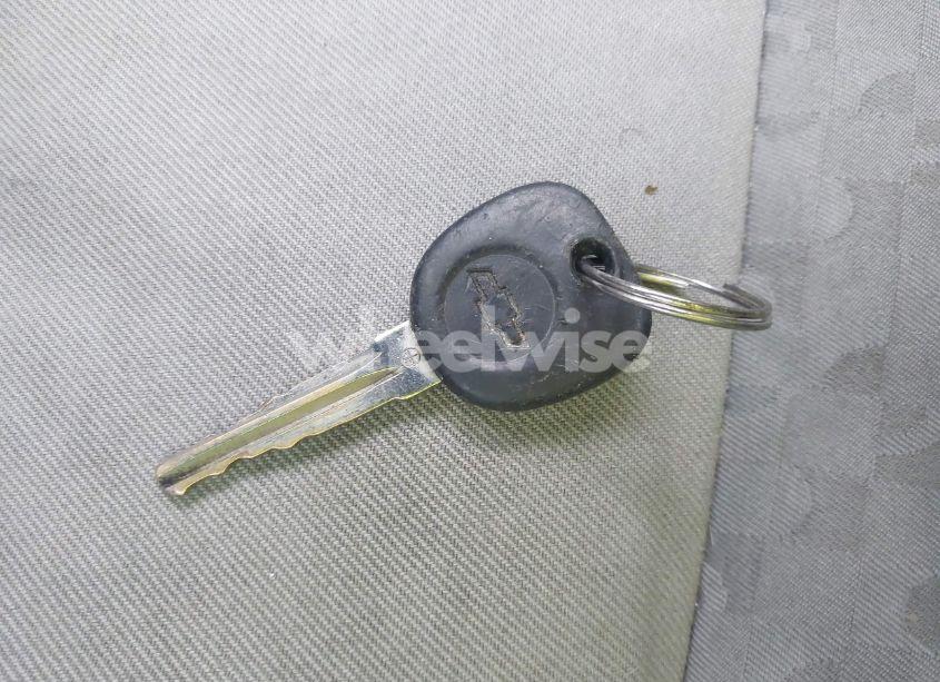 Photo 11 of 2009 Chevrolet Cobalt LS (VIN 1G1AS58H297280300)
