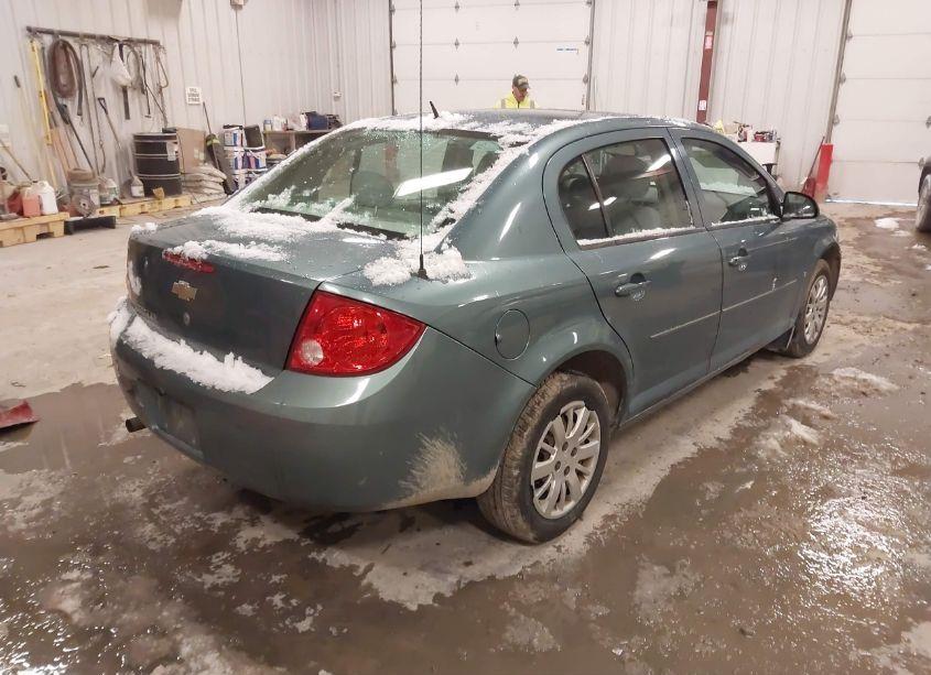 Photo 4 of 2009 Chevrolet Cobalt LS (VIN 1G1AS58H597204070)