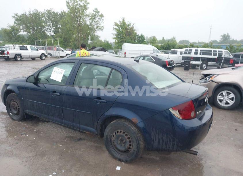 Photo 3 of 2009 Chevrolet Cobalt LS (VIN 1G1AS58H697251253)