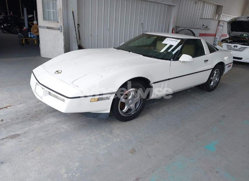 Photo 2 of 1984 Chevrolet Corvette (VIN 1G1AY0781E5139727)