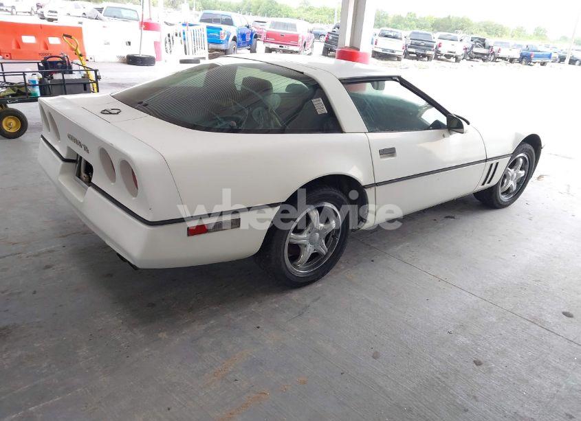 Photo 4 of 1984 Chevrolet Corvette (VIN 1G1AY0781E5139727)