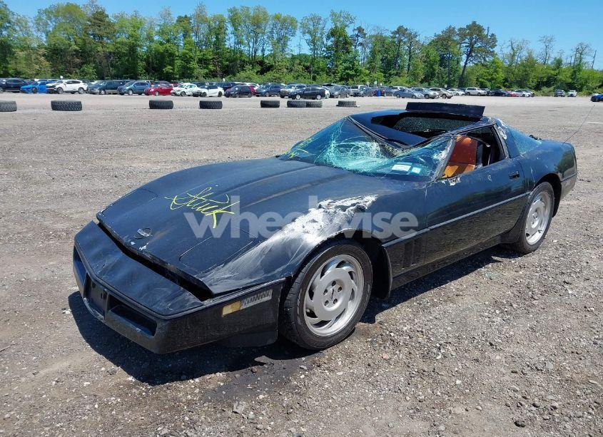 Photo 2 of 1984 Chevrolet Corvette (VIN 1G1AY0782E5115680)