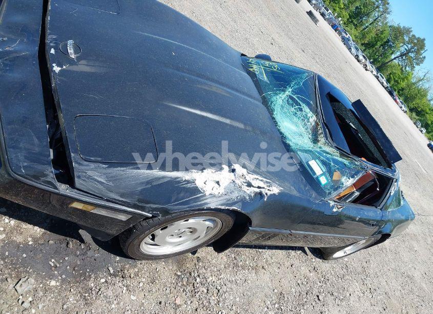 Photo 6 of 1984 Chevrolet Corvette (VIN 1G1AY0782E5115680)