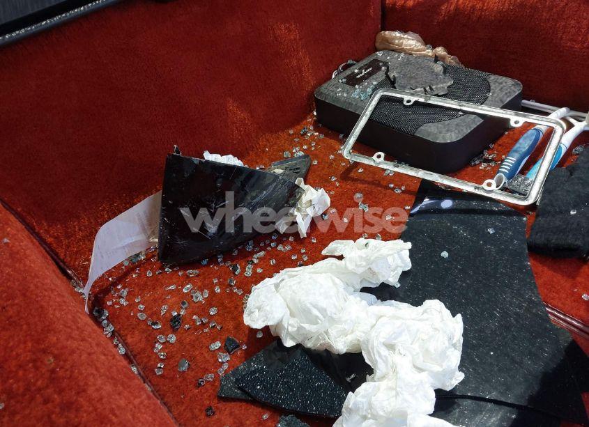 Photo 8 of 1984 Chevrolet Corvette (VIN 1G1AY0782E5115680)