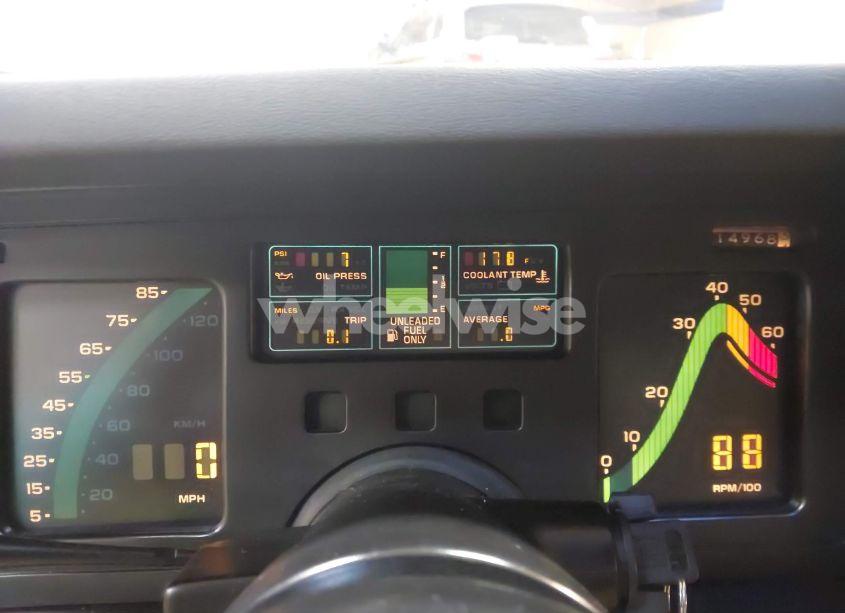 Photo 7 of 1984 Chevrolet Corvette (VIN 1G1AY078XE5130797)