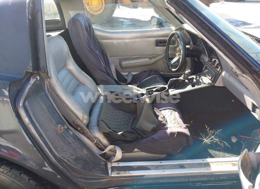 Photo 5 of 1981 Chevrolet Corvette (VIN 1G1AY8769BS408941)