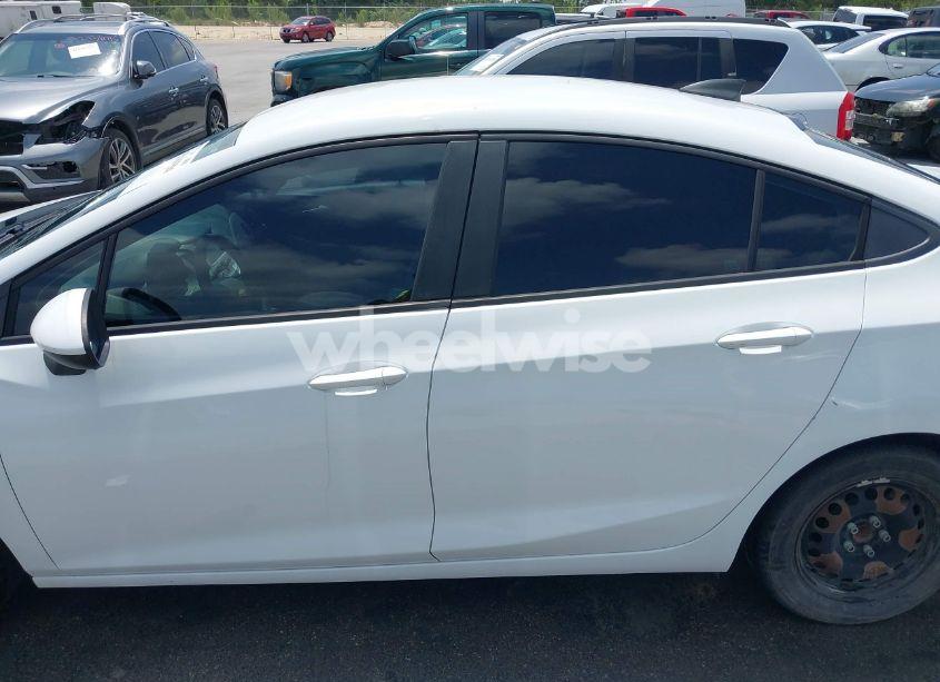 Photo 15 of 2016 Chevrolet Cruze LS MANUAL (VIN 1G1BB5SM0G7231541)
