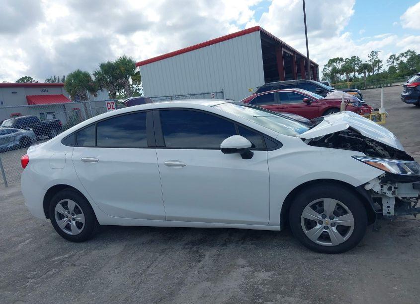 Photo 14 of 2018 Chevrolet Cruze LS MANUAL (VIN 1G1BB5SM1J7114204)