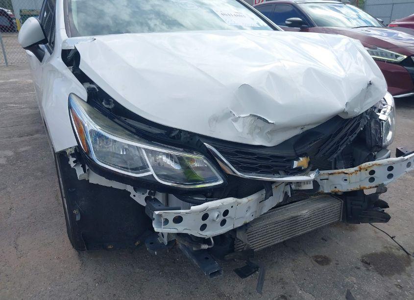 Photo 18 of 2018 Chevrolet Cruze LS MANUAL (VIN 1G1BB5SM1J7114204)