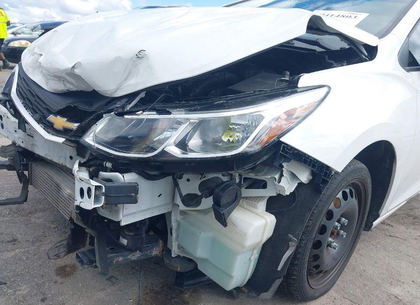 Photo 21 of 2018 Chevrolet Cruze LS MANUAL (VIN 1G1BB5SM1J7114204)