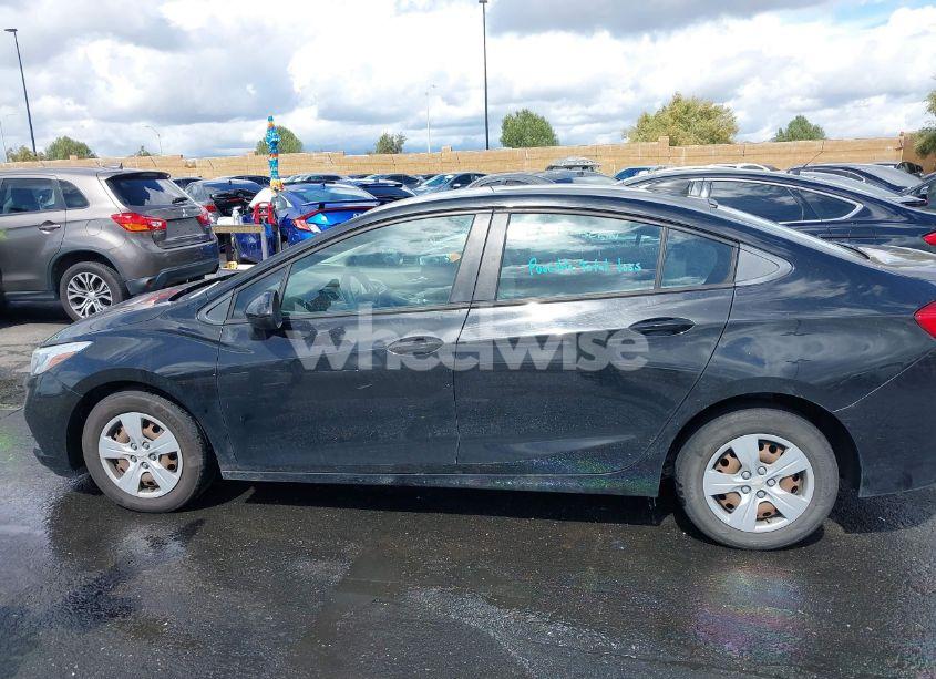 Photo 14 of 2018 Chevrolet Cruze LS MANUAL (VIN 1G1BB5SM2J7150497)