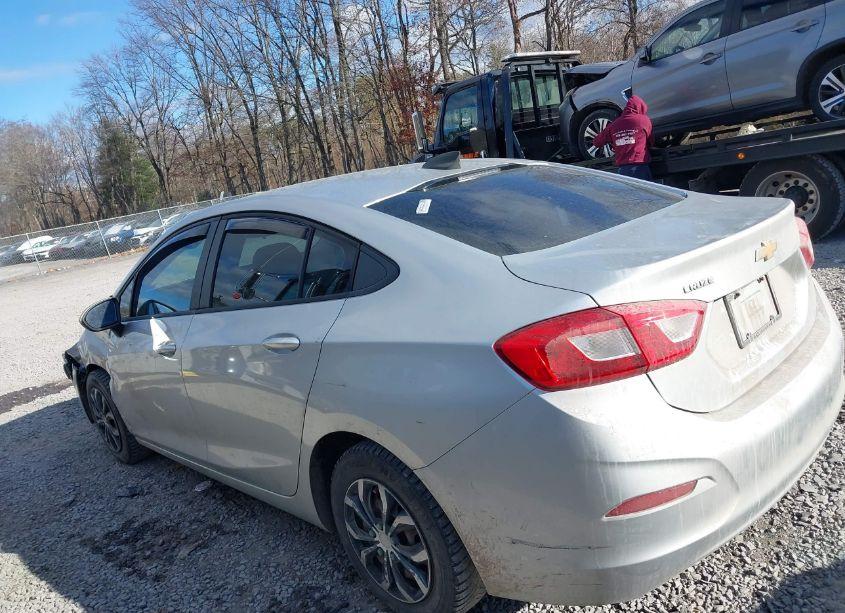 Photo 14 of 2018 Chevrolet Cruze LS MANUAL (VIN 1G1BB5SM6J7105420)