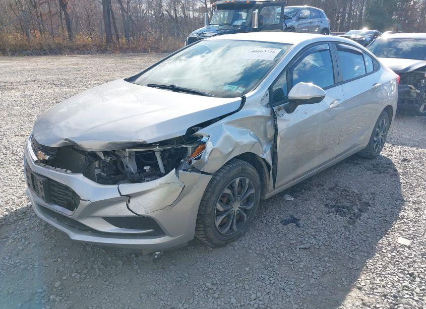 Photo 2 of 2018 Chevrolet Cruze LS MANUAL (VIN 1G1BB5SM6J7105420)