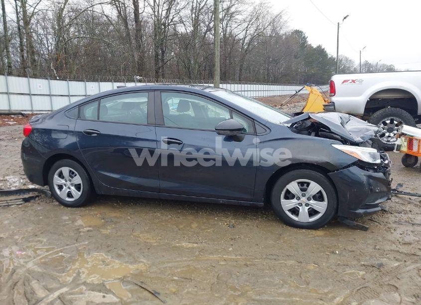 Photo 13 of 2016 Chevrolet Cruze LS AUTO (VIN 1G1BC5SM0G7238731)