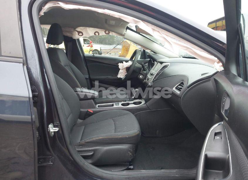 Photo 5 of 2016 Chevrolet Cruze LS AUTO (VIN 1G1BC5SM0G7238731)