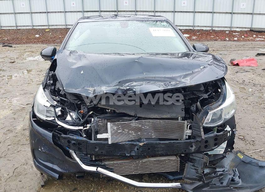 Photo 6 of 2016 Chevrolet Cruze LS AUTO (VIN 1G1BC5SM0G7238731)