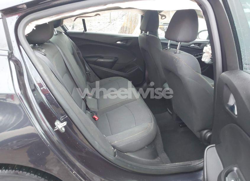 Photo 8 of 2016 Chevrolet Cruze LS AUTO (VIN 1G1BC5SM0G7238731)