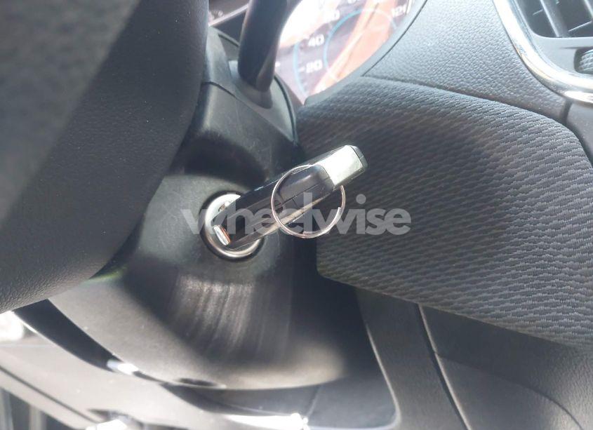 Photo 11 of 2016 Chevrolet Cruze LS AUTO (VIN 1G1BC5SM0G7260826)