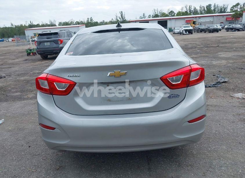 Photo 17 of 2016 Chevrolet Cruze LS AUTO (VIN 1G1BC5SM0G7267887)
