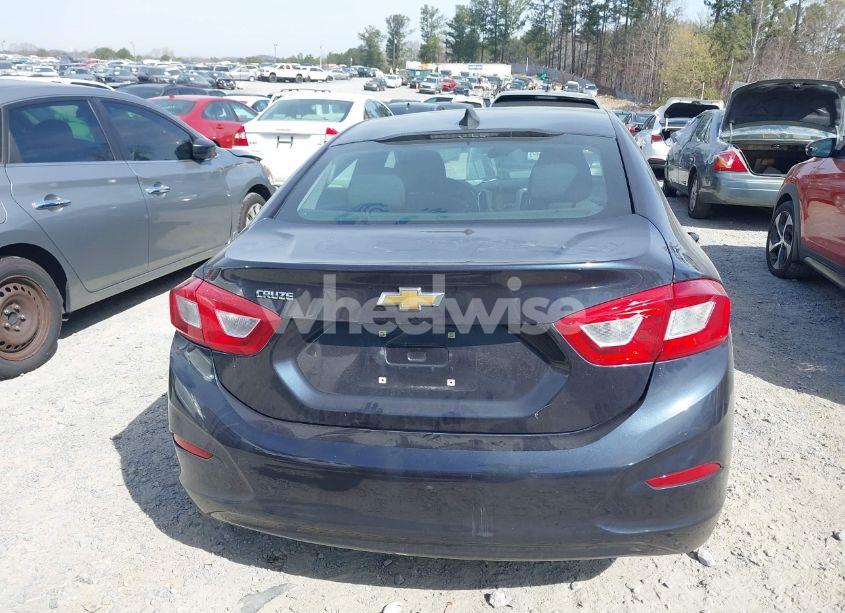 Photo 16 of 2016 Chevrolet Cruze LS AUTO (VIN 1G1BC5SM0G7317364)