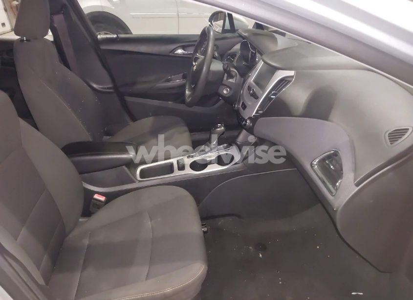 Photo 5 of 2016 Chevrolet Cruze LS AUTO (VIN 1G1BC5SM0G7322113)