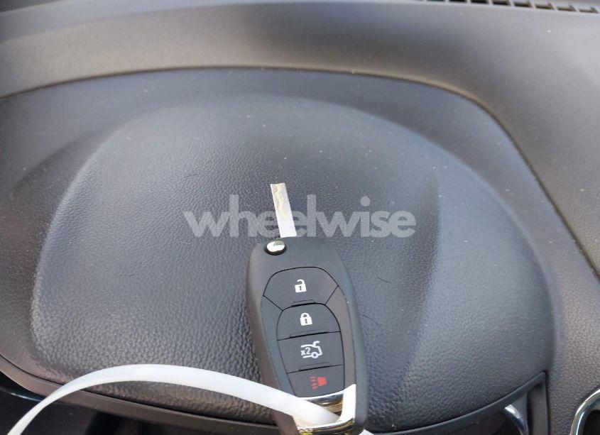 Photo 11 of 2017 Chevrolet Cruze LS AUTO (VIN 1G1BC5SM0H7114346)