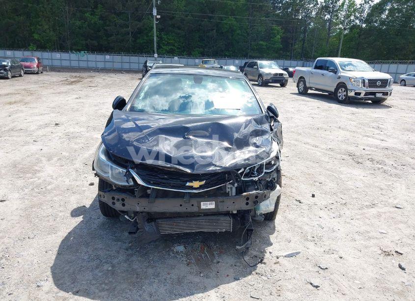 Photo 6 of 2017 Chevrolet Cruze LS AUTO (VIN 1G1BC5SM0H7114346)