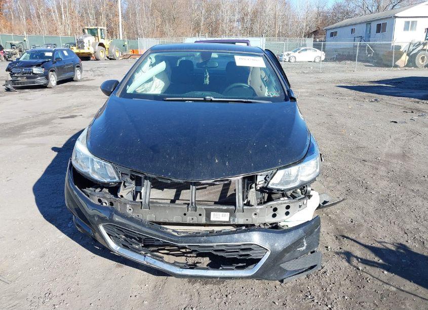 Photo 12 of 2017 Chevrolet Cruze LS AUTO (VIN 1G1BC5SM0H7115304)