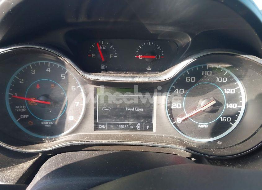 Photo 7 of 2017 Chevrolet Cruze LS AUTO (VIN 1G1BC5SM0H7187510)