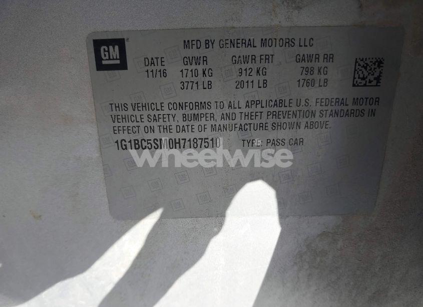 Photo 9 of 2017 Chevrolet Cruze LS AUTO (VIN 1G1BC5SM0H7187510)