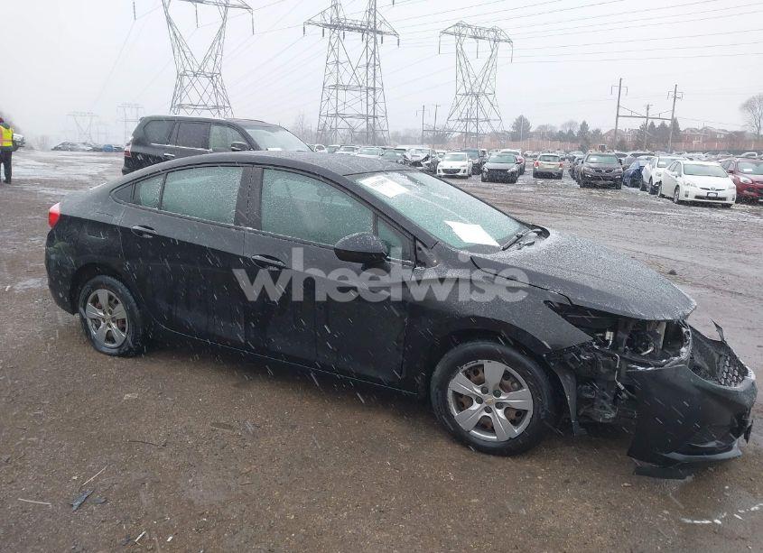 2017 Chevrolet Cruze LS AUTO (VIN 1G1BC5SM0H7188592) main photo