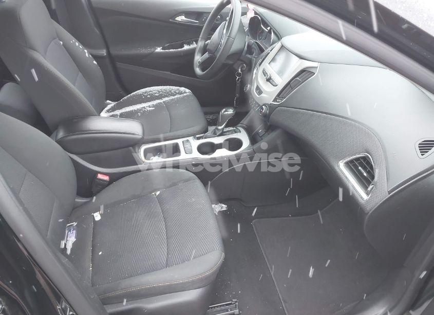 Photo 5 of 2017 Chevrolet Cruze LS AUTO (VIN 1G1BC5SM0H7188592)