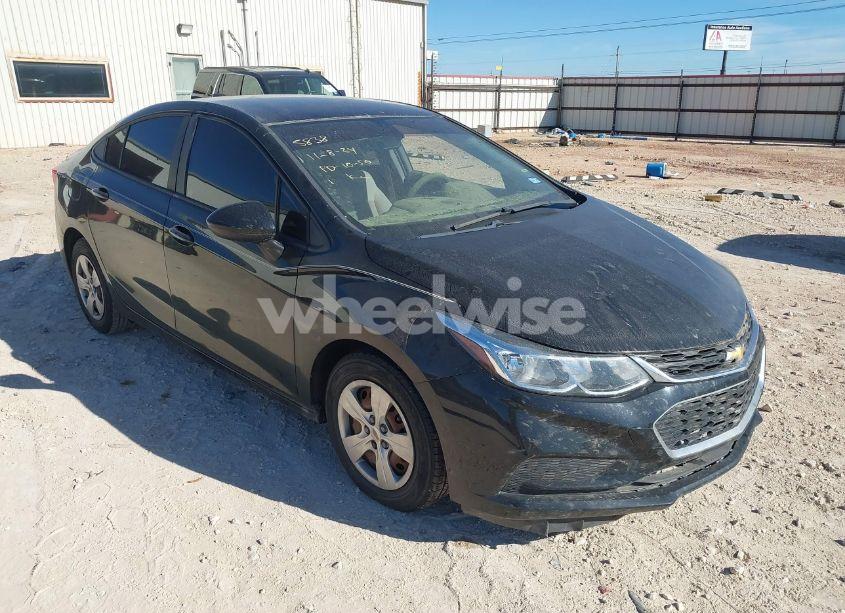 2017 Chevrolet Cruze LS AUTO (VIN 1G1BC5SM0H7215838) main photo