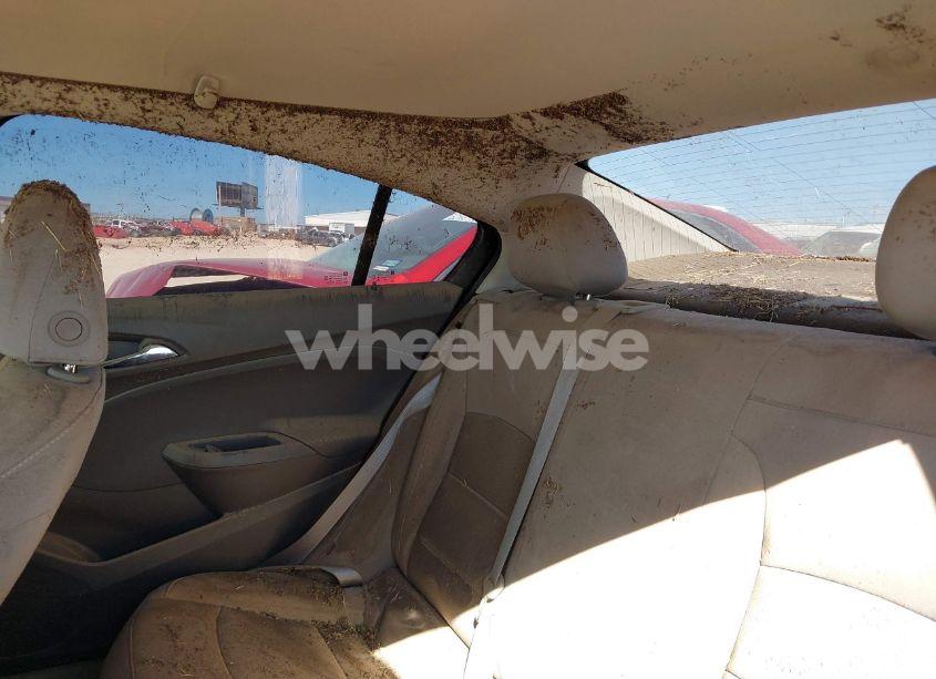 Photo 12 of 2017 Chevrolet Cruze LS AUTO (VIN 1G1BC5SM0H7215838)