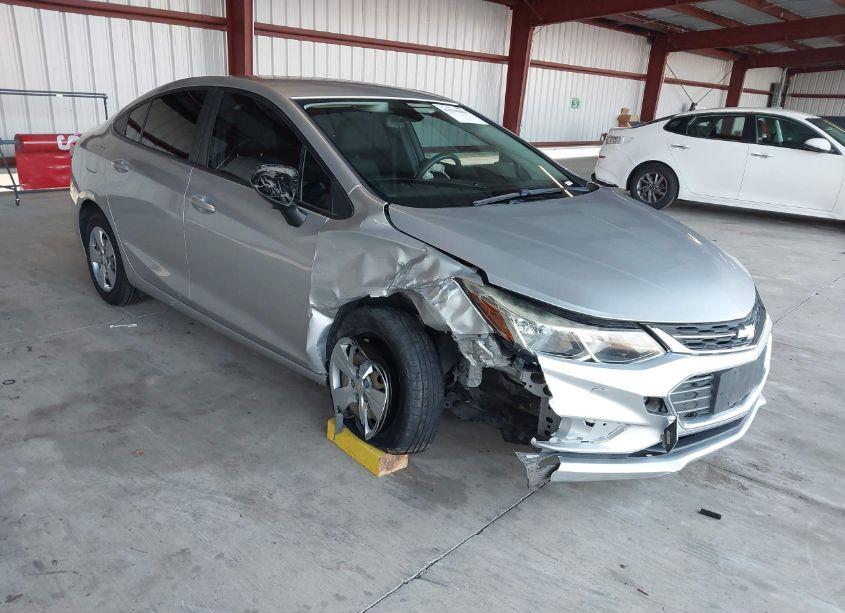 2017 Chevrolet Cruze LS AUTO (VIN 1G1BC5SM0H7217251) main photo