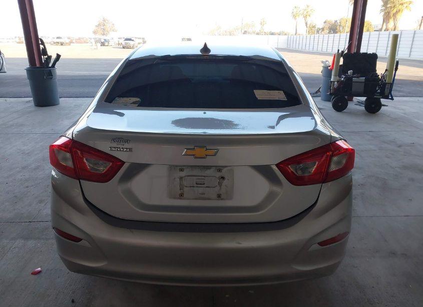 Photo 16 of 2017 Chevrolet Cruze LS AUTO (VIN 1G1BC5SM0H7217251)