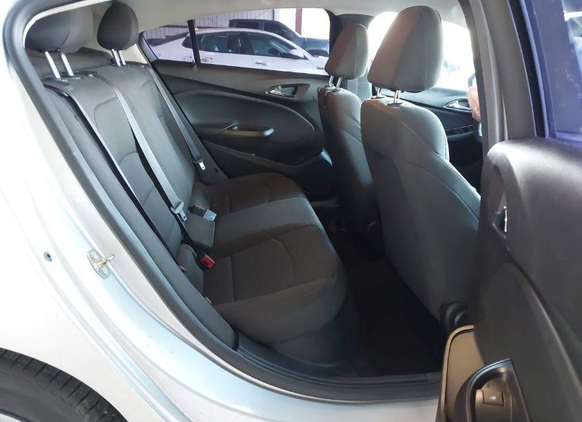 Photo 8 of 2017 Chevrolet Cruze LS AUTO (VIN 1G1BC5SM0H7217251)