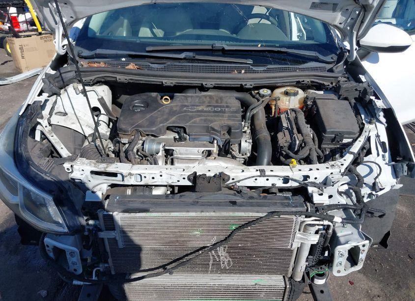 Photo 10 of 2017 Chevrolet Cruze LS AUTO (VIN 1G1BC5SM0H7255207)