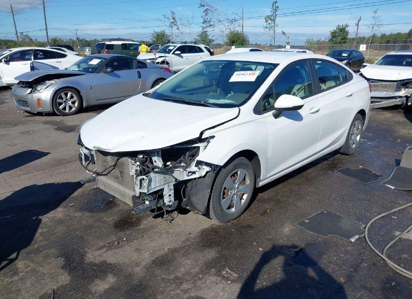 Photo 2 of 2017 Chevrolet Cruze LS AUTO (VIN 1G1BC5SM0H7255207)