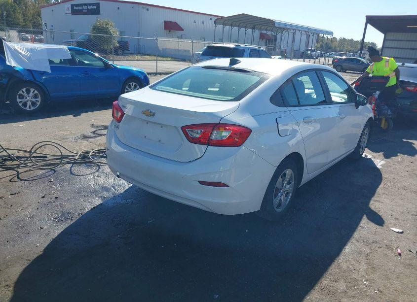 Photo 4 of 2017 Chevrolet Cruze LS AUTO (VIN 1G1BC5SM0H7255207)