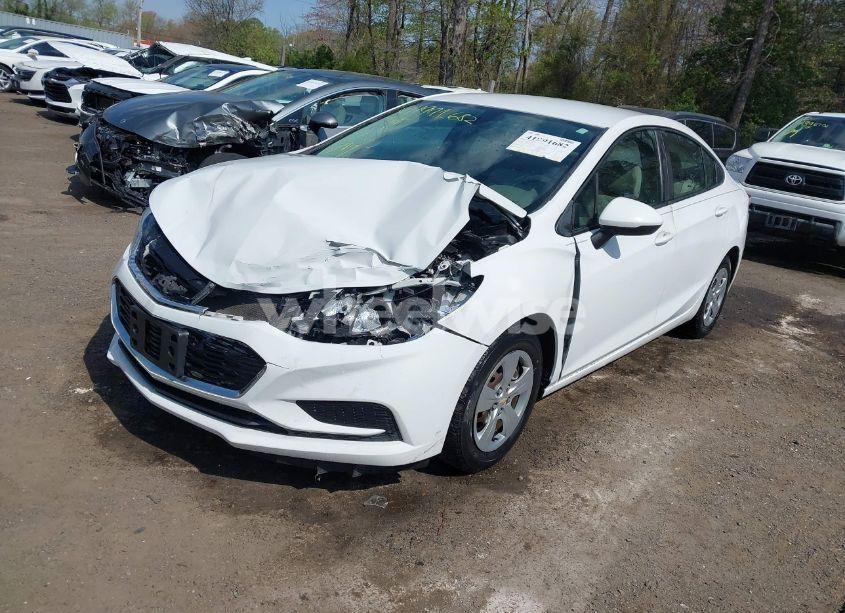 Photo 2 of 2017 Chevrolet Cruze LS AUTO (VIN 1G1BC5SM0H7271603)