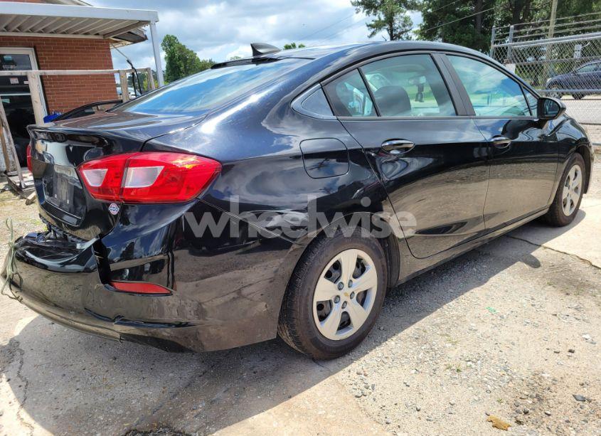 Photo 4 of 2017 Chevrolet Cruze N/A (VIN 1G1BC5SM0H7280642)