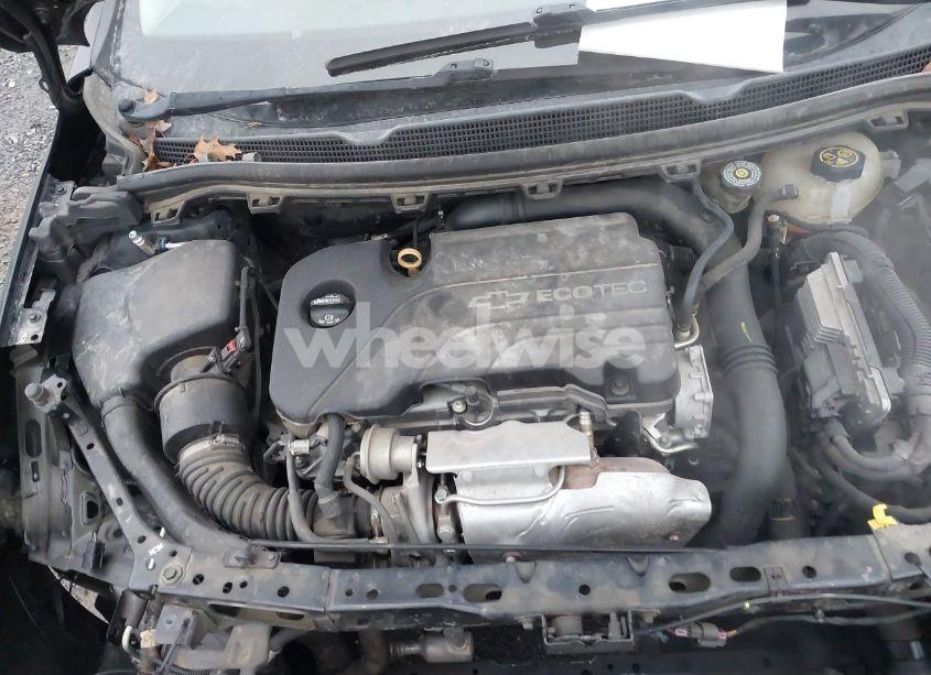 Photo 10 of 2017 Chevrolet Cruze LS AUTO (VIN 1G1BC5SM0H7281452)