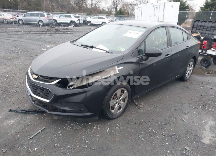 Photo 2 of 2017 Chevrolet Cruze LS AUTO (VIN 1G1BC5SM0H7281452)