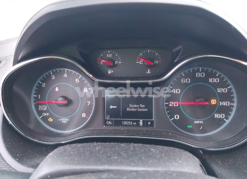 Photo 7 of 2017 Chevrolet Cruze LS AUTO (VIN 1G1BC5SM0H7281452)