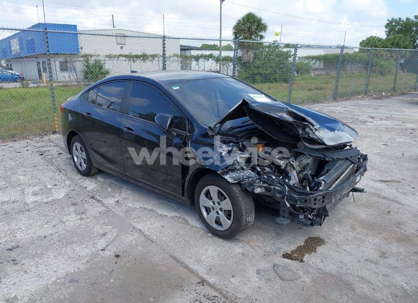 2018 Chevrolet Cruze LS AUTO (VIN 1G1BC5SM0J7119083) main photo
